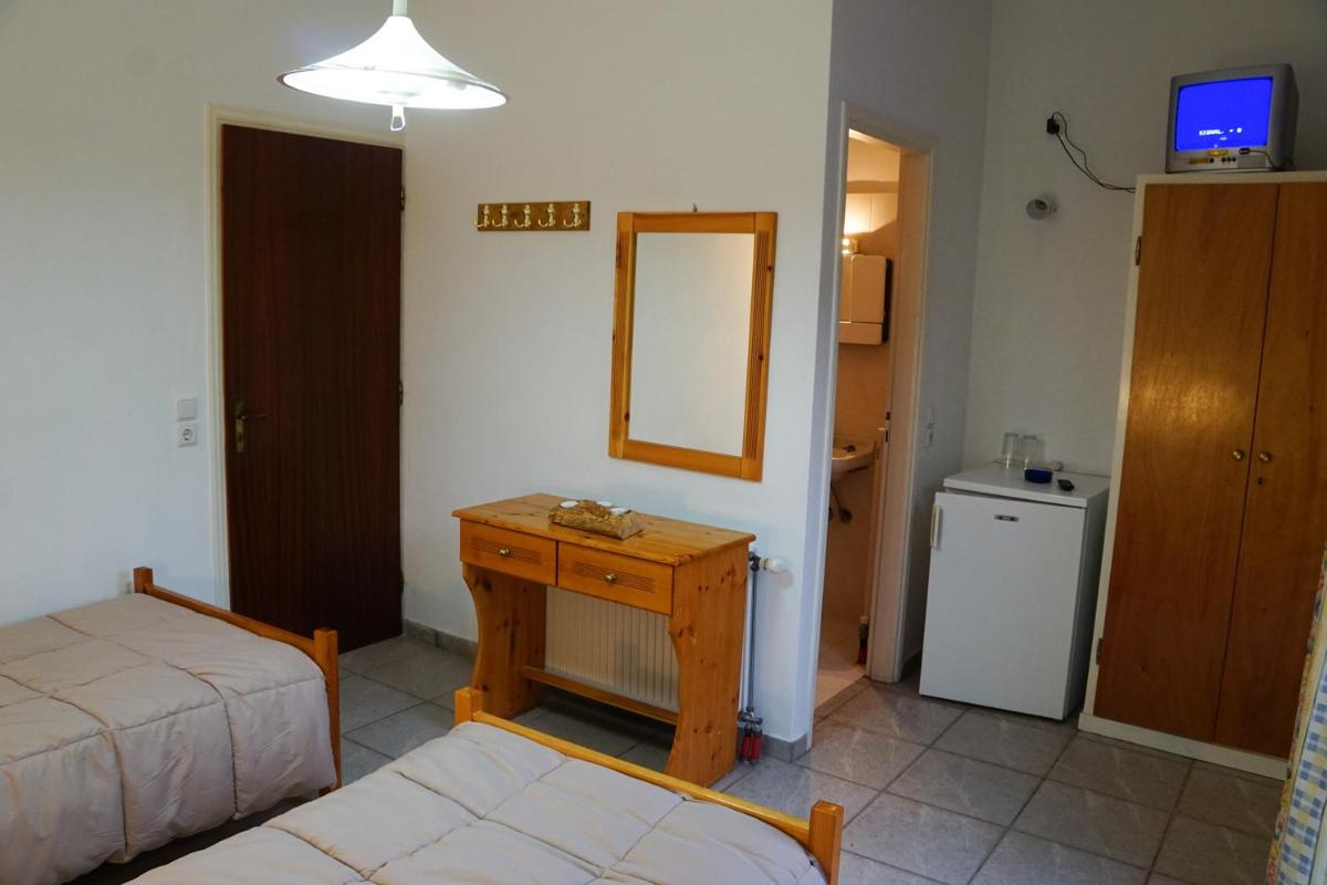 Elatos - Housity