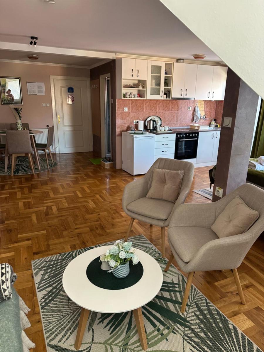 Garden Apartment - Hizvo