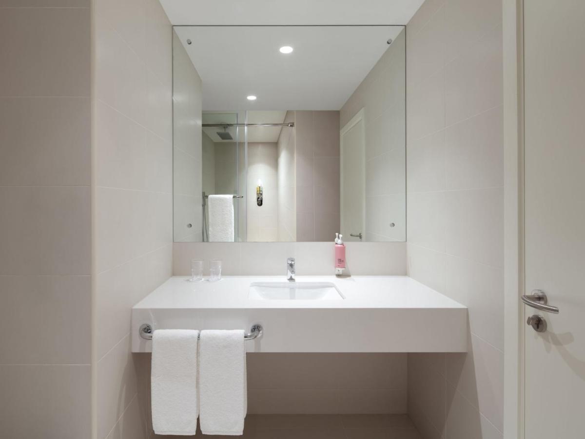 Rove Trade Centre - Housity