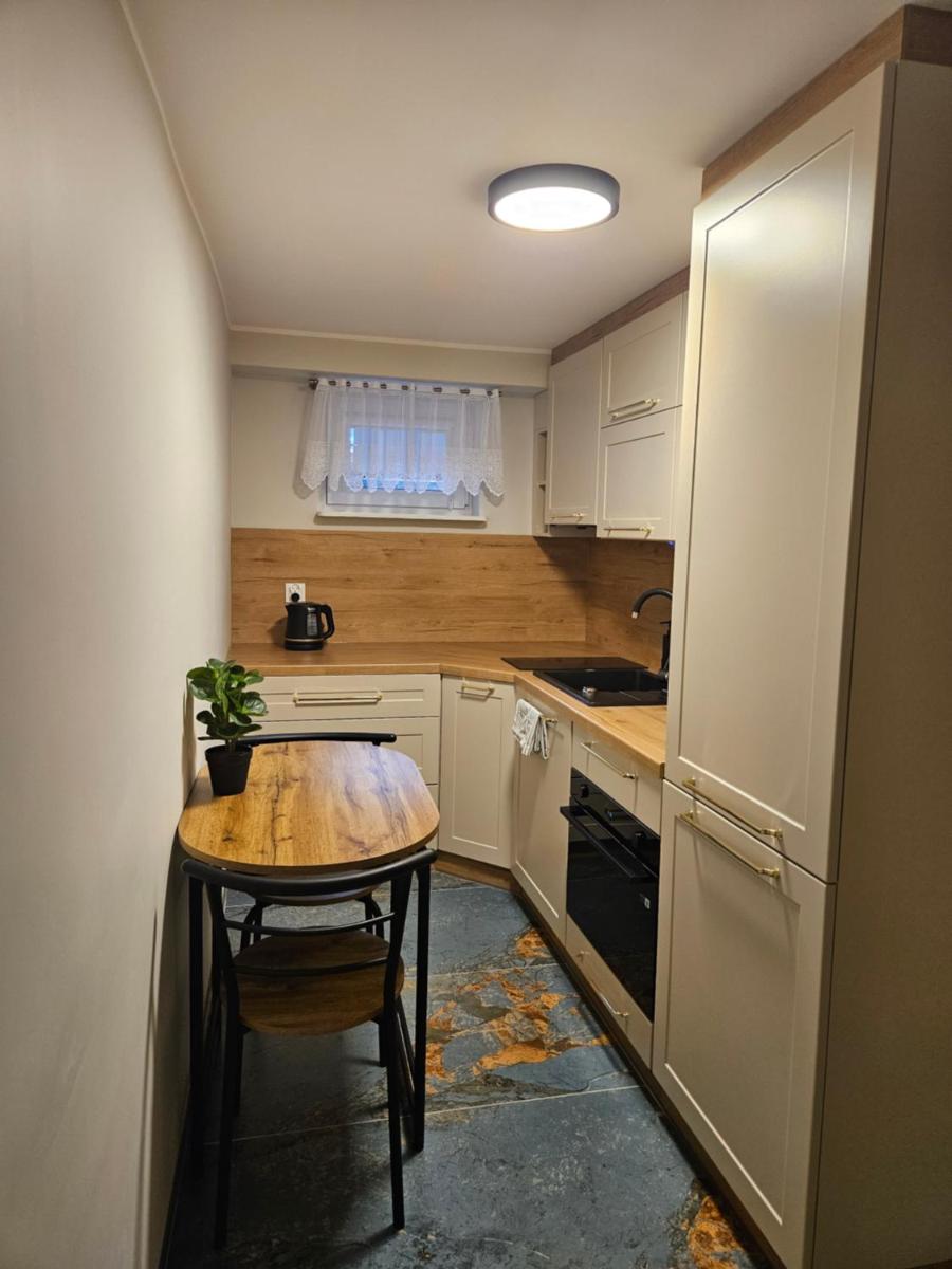 Virgo Business Rooms & Apartments Rumia - Housity