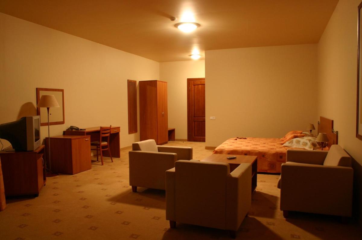 Motel Paradise - Housity