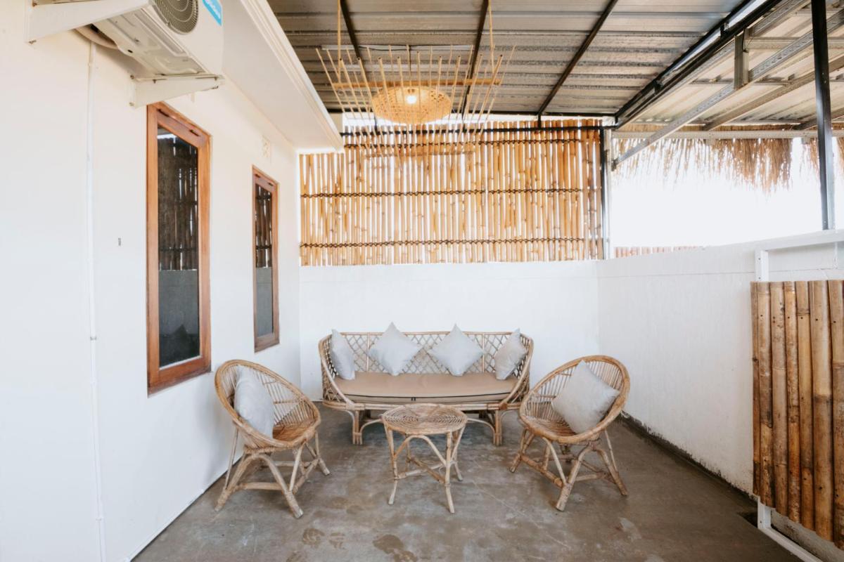 Villa New D'Bamboo by Plesirhatiyogja - Hizvo