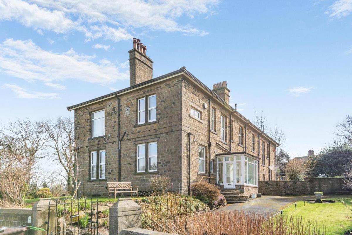 2 Bed in Shepley oc-c36884 - Housity