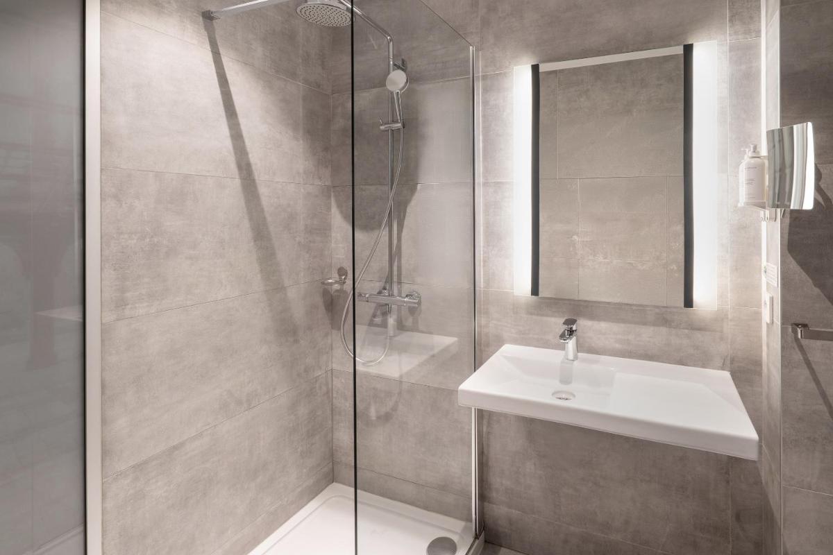 Salle de bains dans l'établissement BW Plus Central Park Hotel & Spa