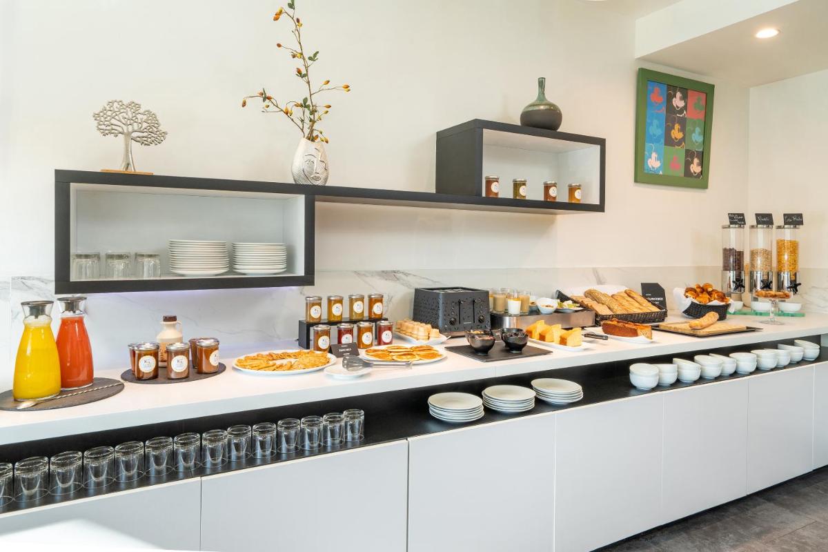 Nourriture dans l'hôtel ou à proximité