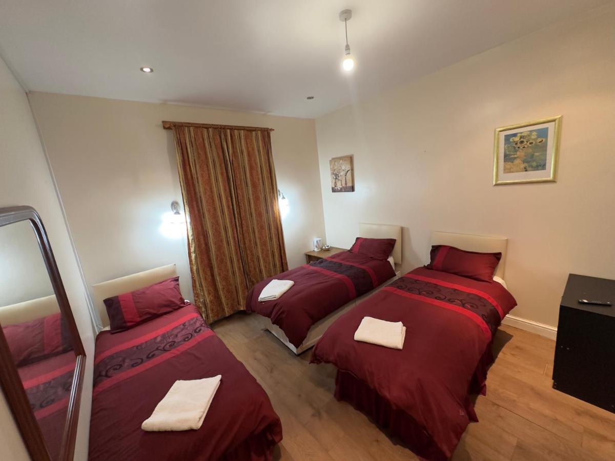 The Dharma Lodge - Housity