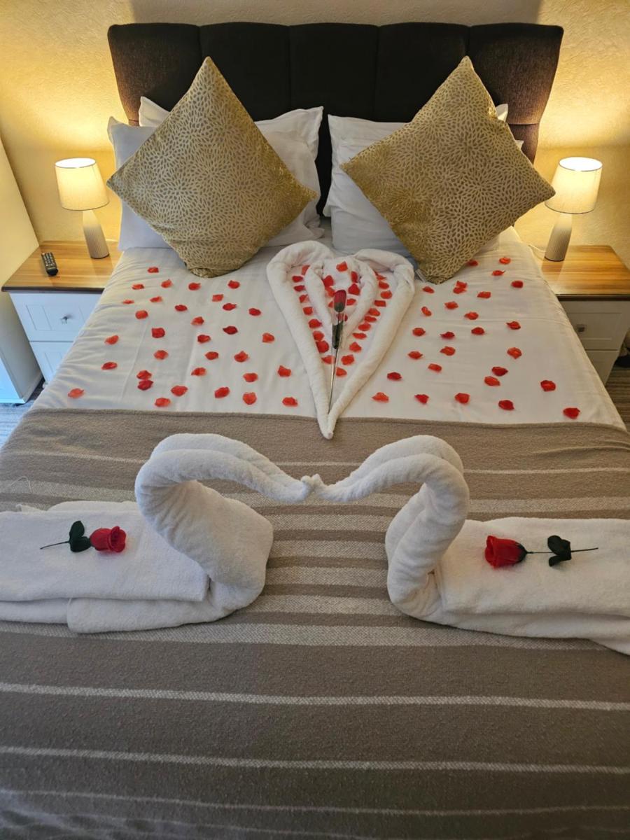St. Hilary Guest House - Housity