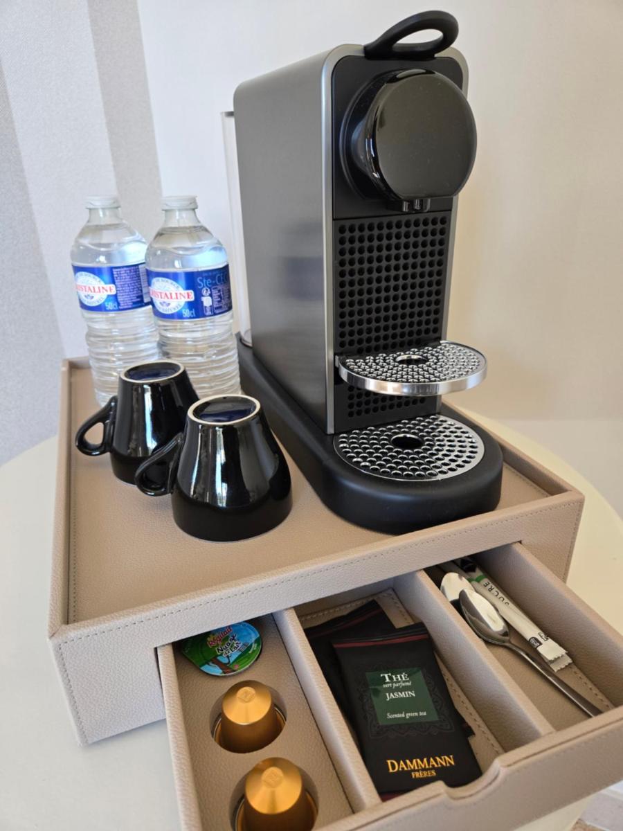 Plateau bouilloire dans l'établissement CÉRÈS - Boutique-Hôtel & Spa