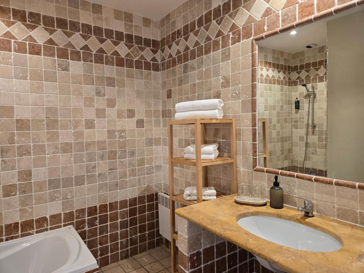 Salle de bains dans l'établissement CÉRÈS - Boutique-Hôtel & Spa
