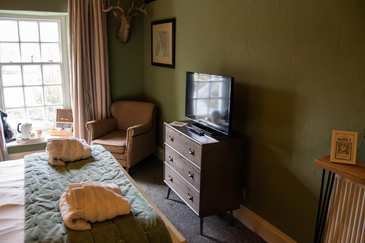 The Brown Horse Inn - Housity