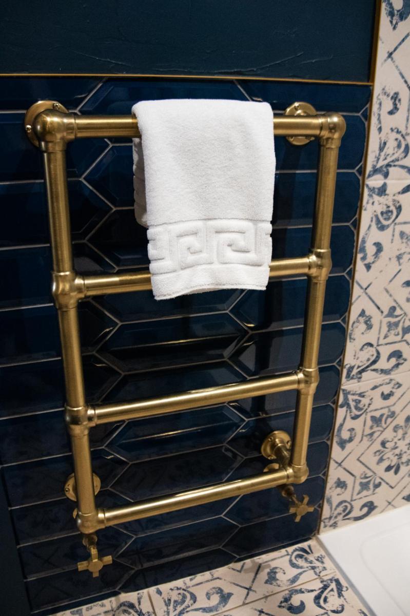 The Brown Horse Inn - Housity