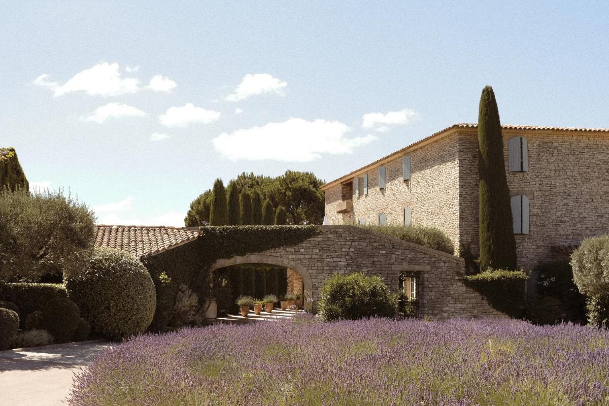 Jardin de l'établissement Capelongue, a Beaumier hotel & Spa