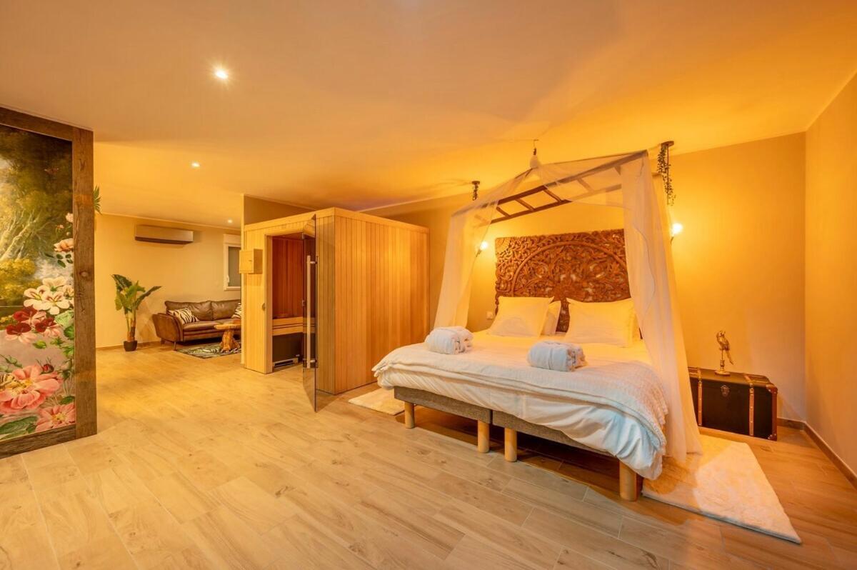 NÜ-DE GITES ET SPA - Housity