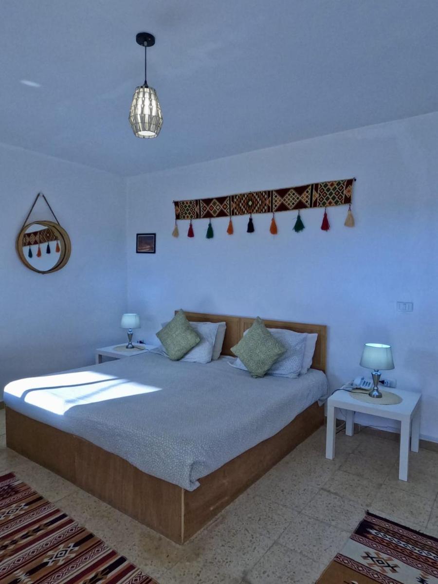 b&b petrafarmhouse - Housity