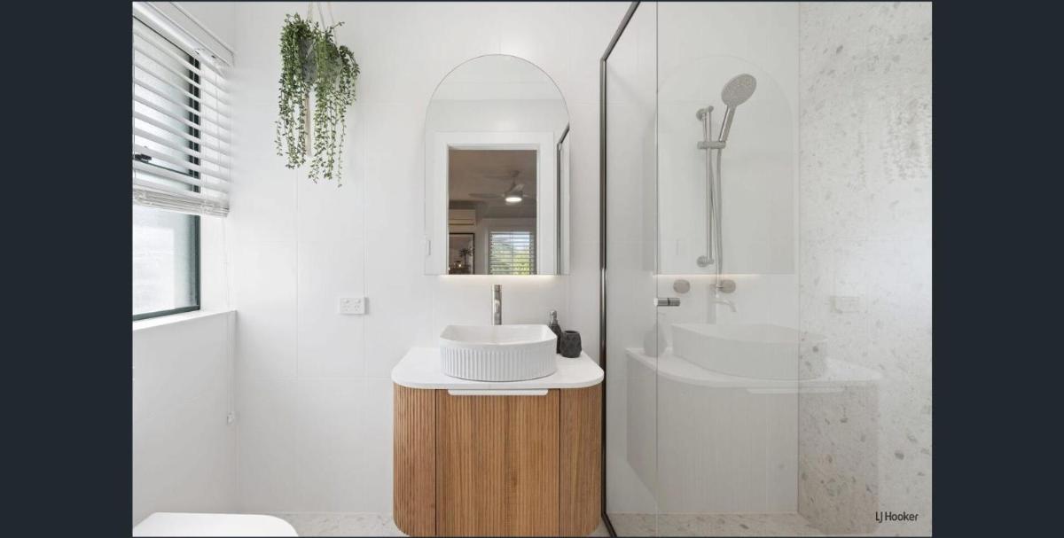 Pacific Place Apartments - Housity