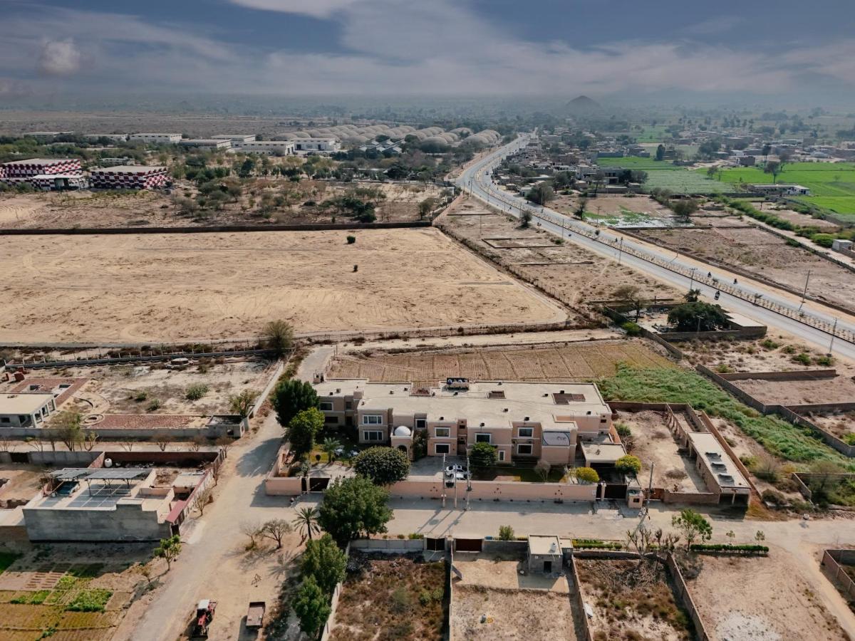 Hotel One Bahawalpur - Housity