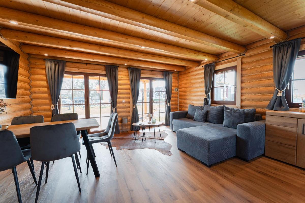 Hotel & Camping Reich am Schnackensee - Housity