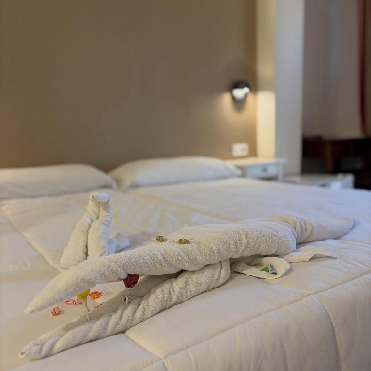 Hotel Moya - Housity