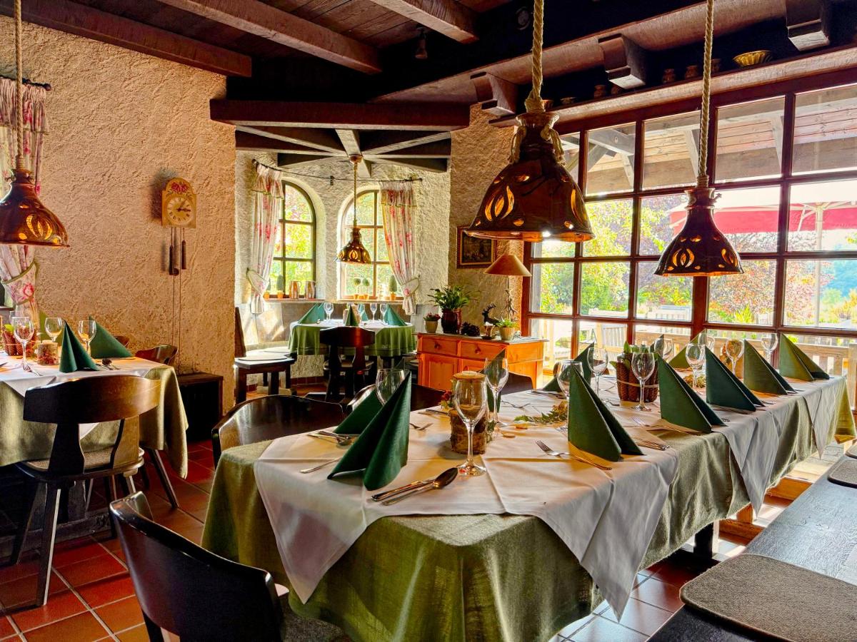 Hotel Tannenhof - Housity
