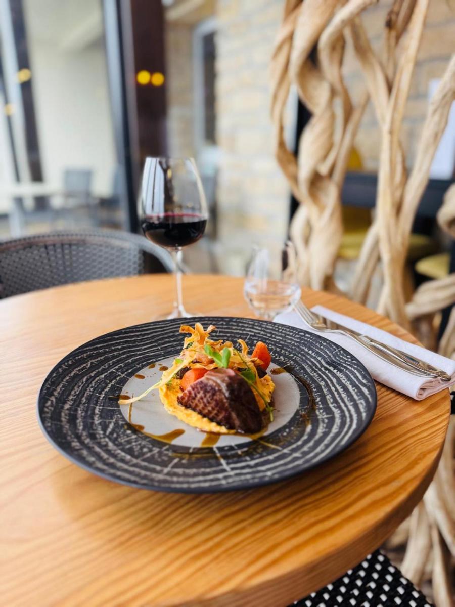Hôtel du Port Bar Restaurant - Housity
