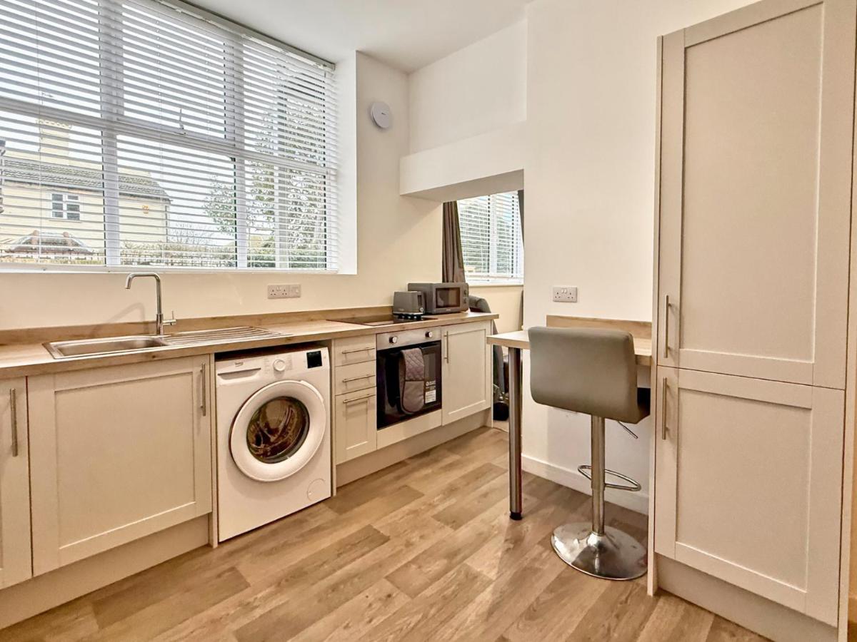 Modern new redeveloped studio Apartment in Clacton - Housity