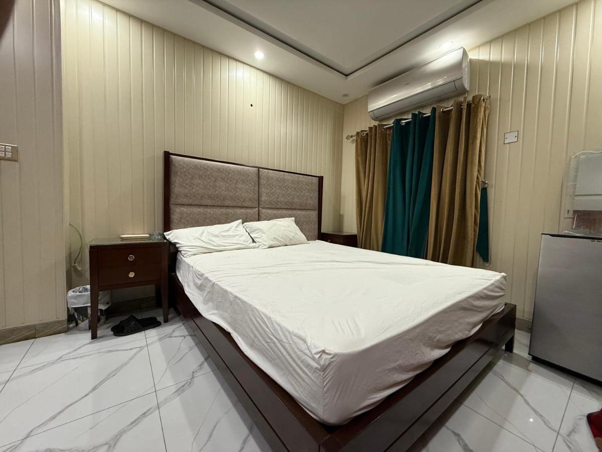 Royal Guest House - Hizvo