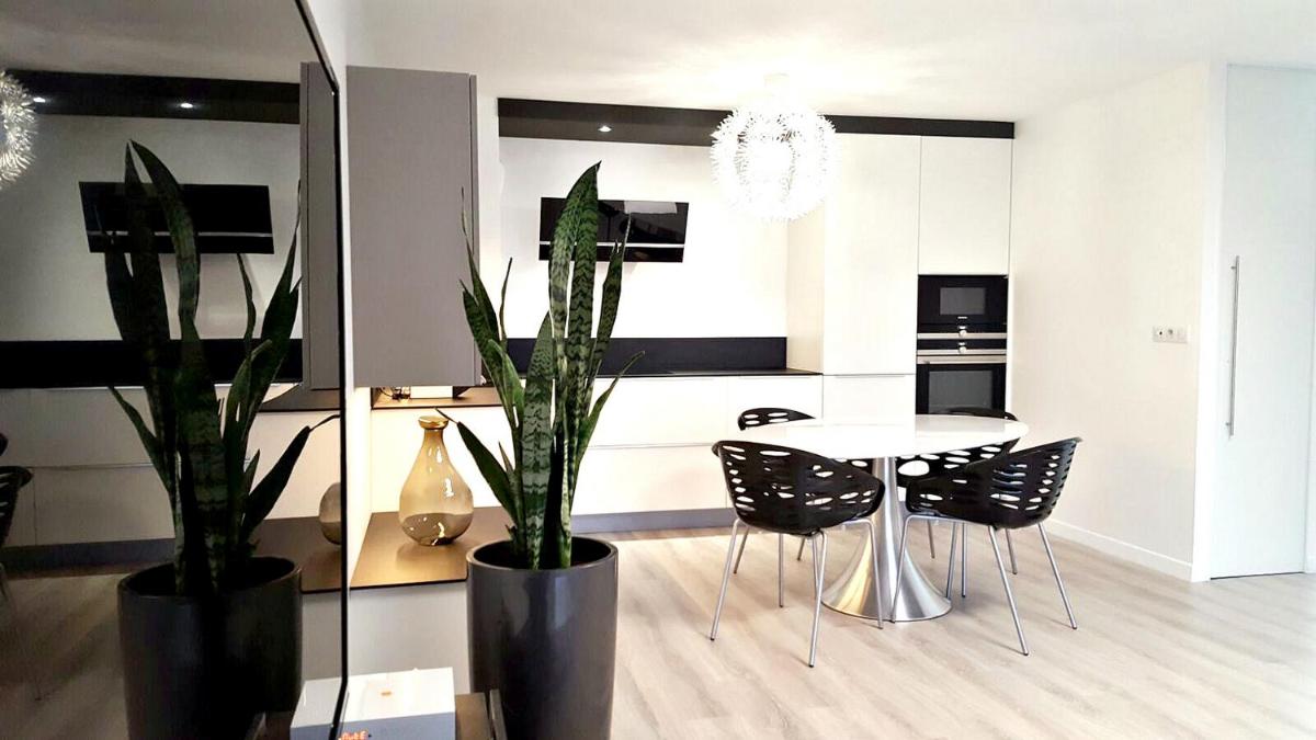 Beau Regard - Housity