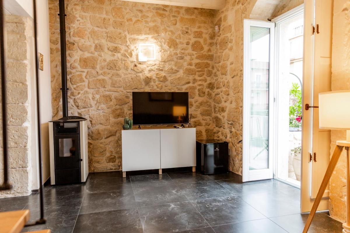 Dimora Bennardo - Housity