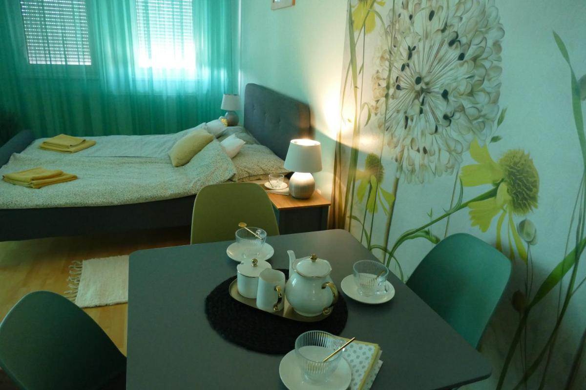 Heleniums Apartment - Housity