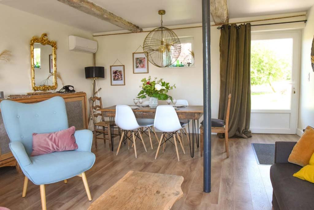 Gite & Chambre d'hotes ClosSaintJoseph - Jacuzzi, Sauna & Piscine ext chauffée - Housity