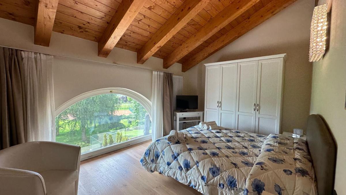 Agriturismo Lambra La Casa Del Sol - Housity