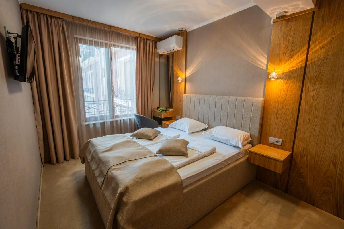Chateau Montagne Hotel Troyan - Housity