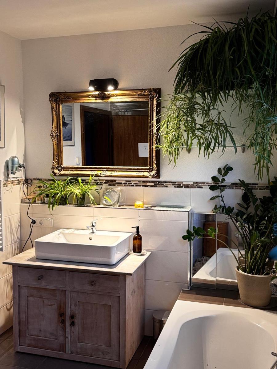 Idyllisches Apartment mit 2 Schlafzimmer - Housity