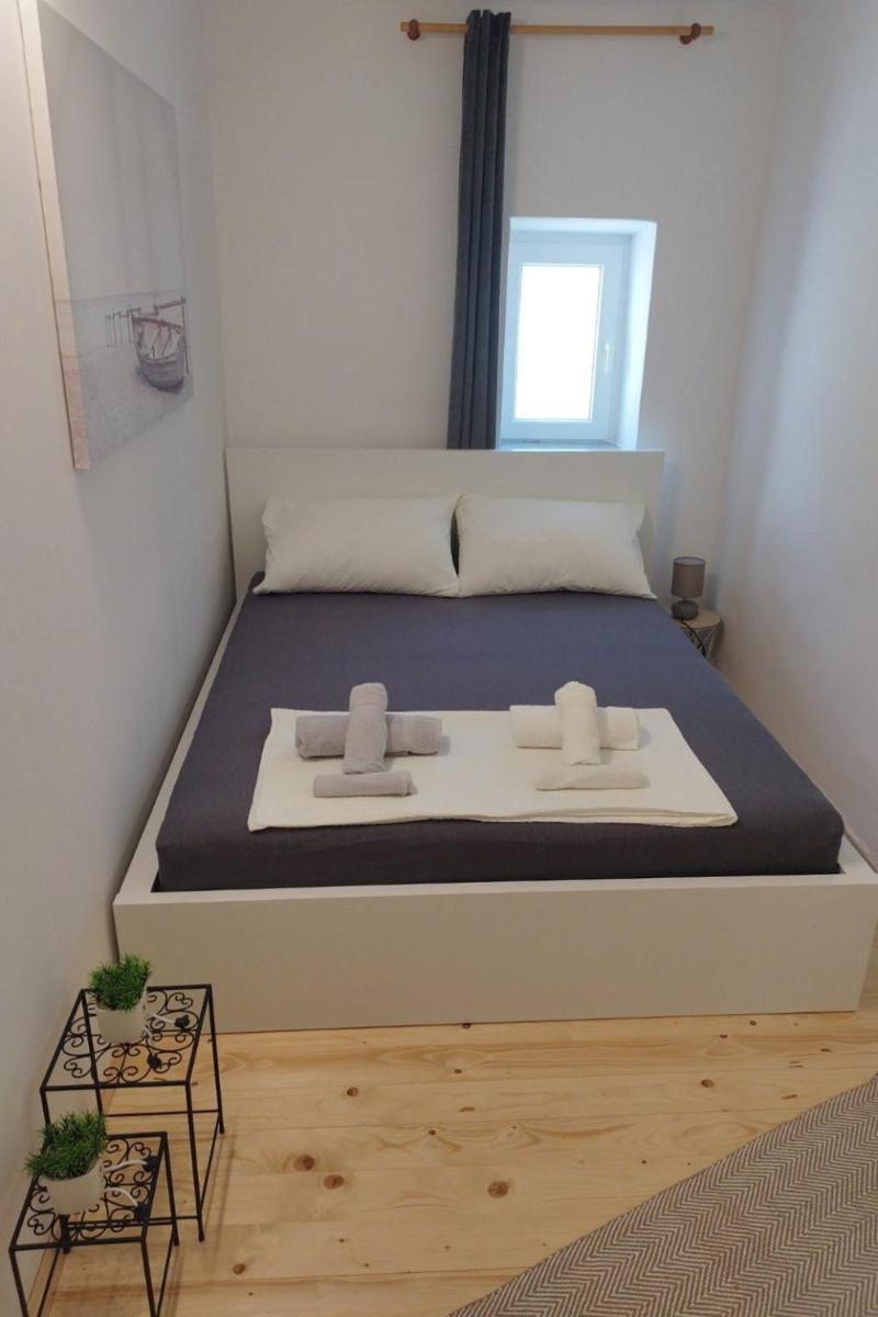 Apartments with parking space Povile, Novi Vinodolski - 16127 - Housity