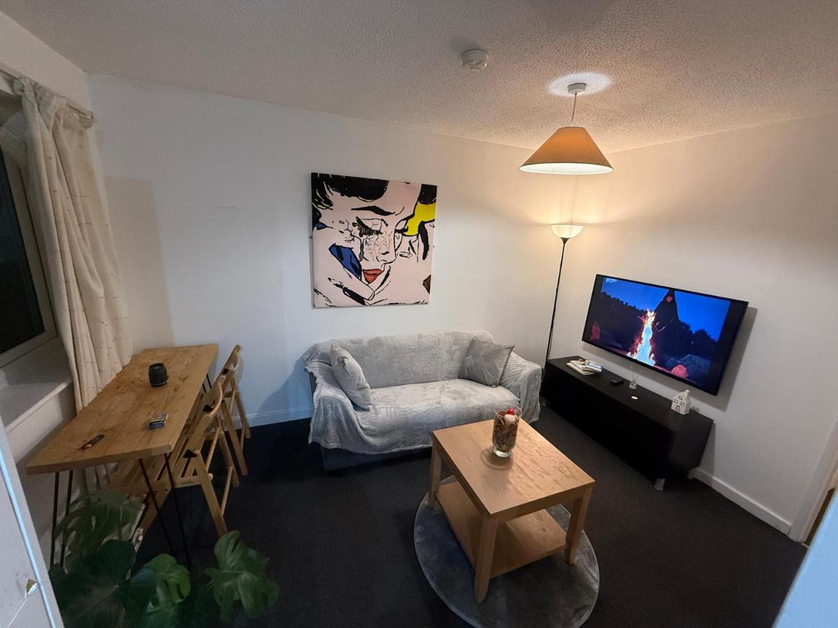 Home in Cheltenham - Housity