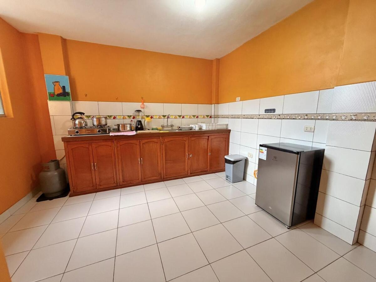 Amplio Departamento Amoblado de Estreno - Housity