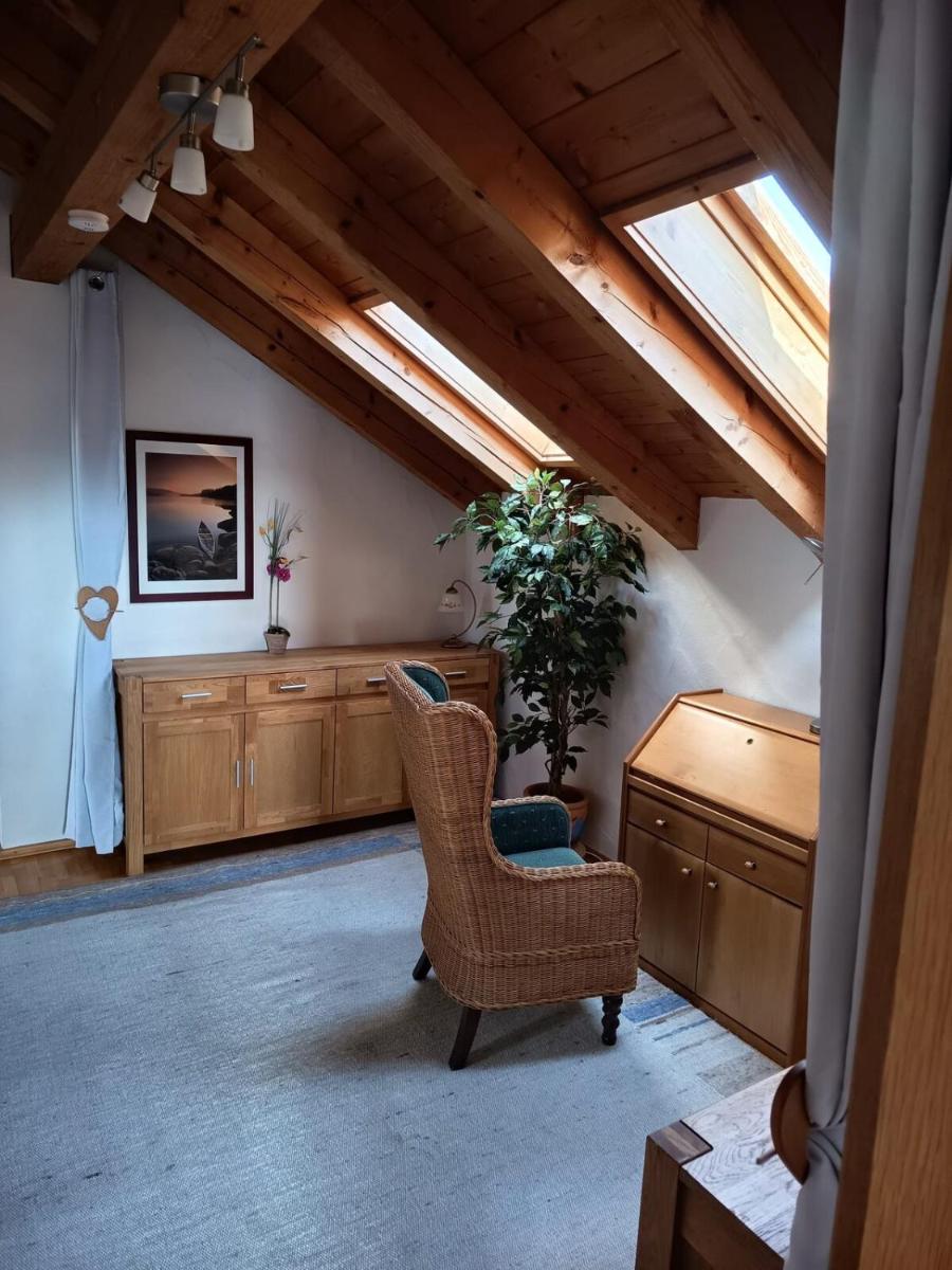 Ferienwohnung Huglfing mit Alpen Blick - Housity