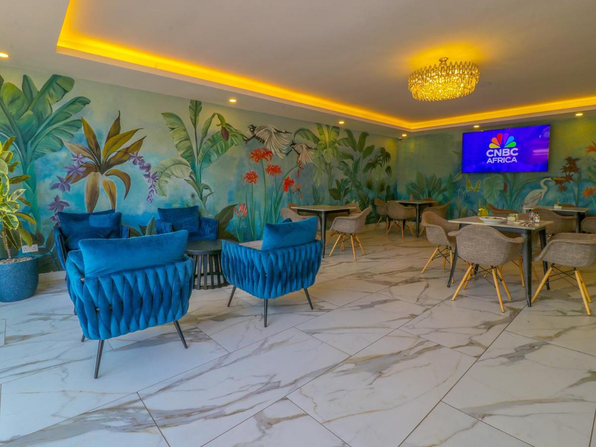Yaya Hotel & Apartments - Housity