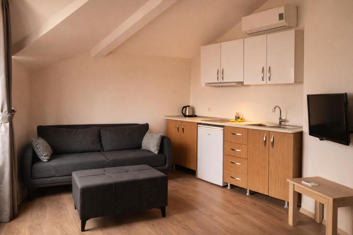 Elegance Suites - Housity