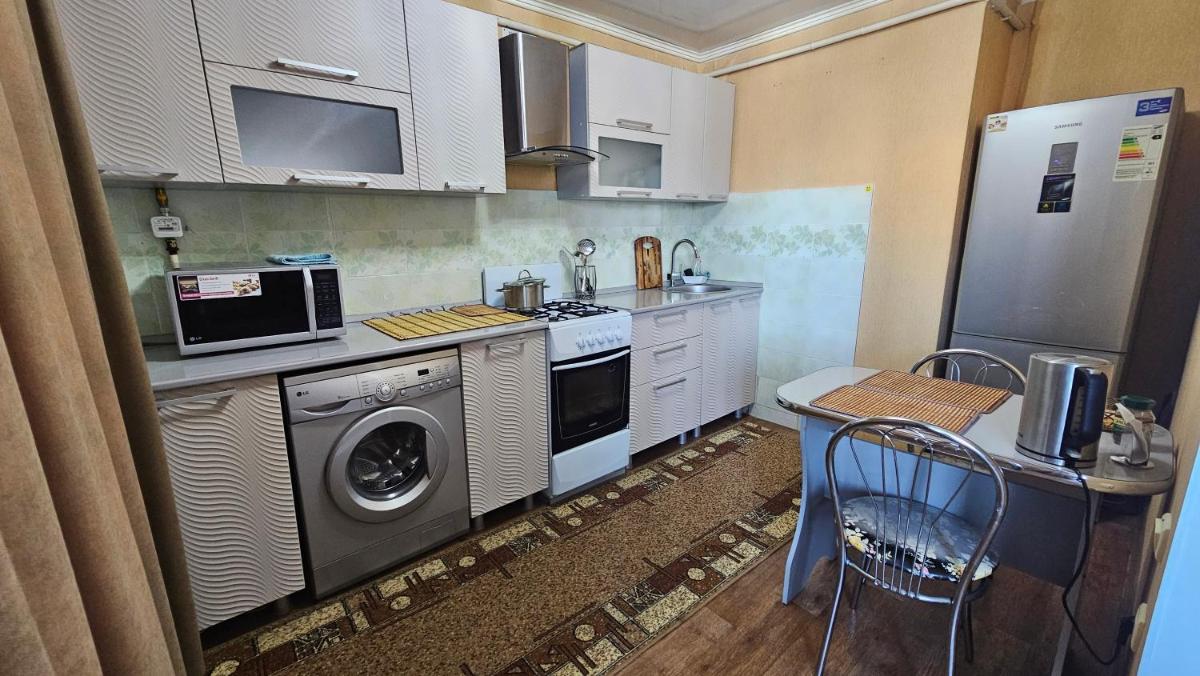 Apartment on Abay Avenue - Hizvo