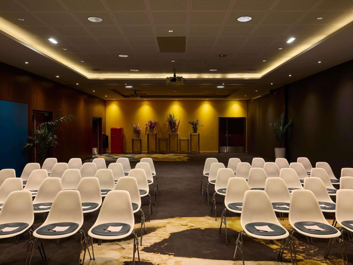 Espace de conférence ou salle de réunion dans l'établissement Molitor Hotel & Spa Paris - MGallery Collection