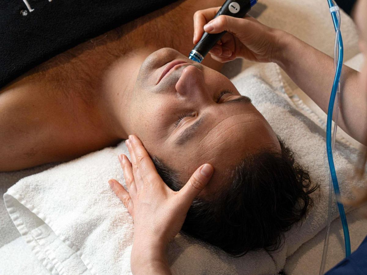Clients de l'établissement Molitor Hotel & Spa Paris - MGallery Collection