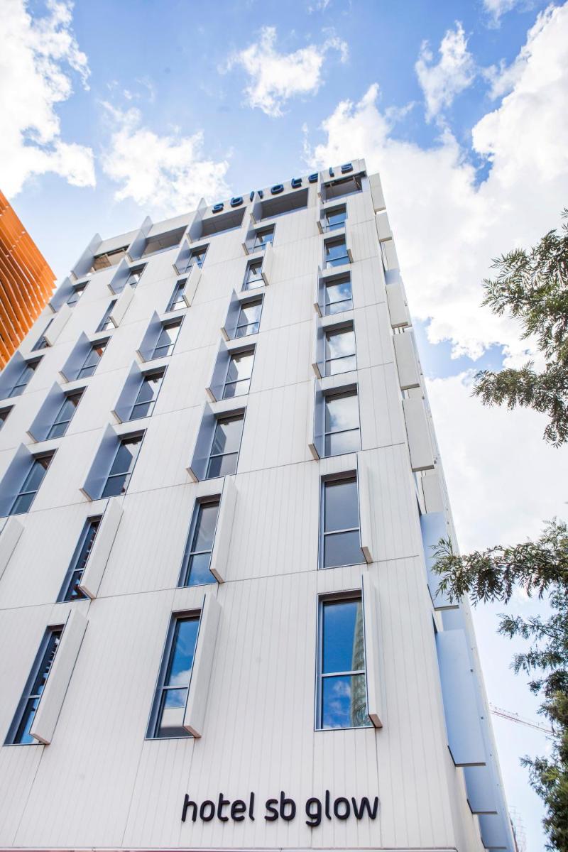 Hotel SB Glow 4 Sup - Housity