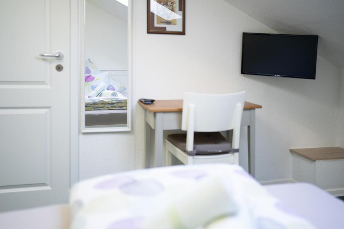 Hotel Eintracht - Housity