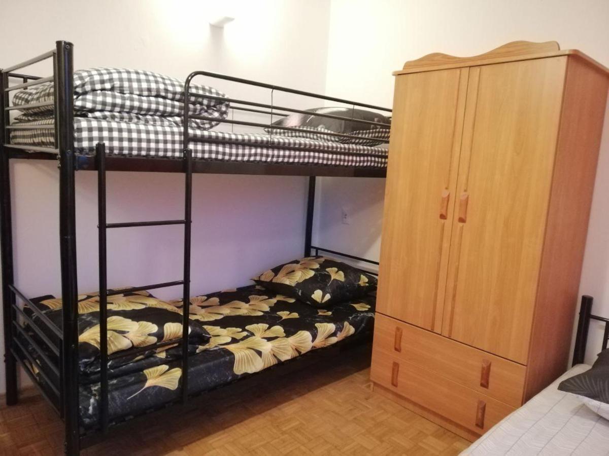 Ewa Dom - Housity