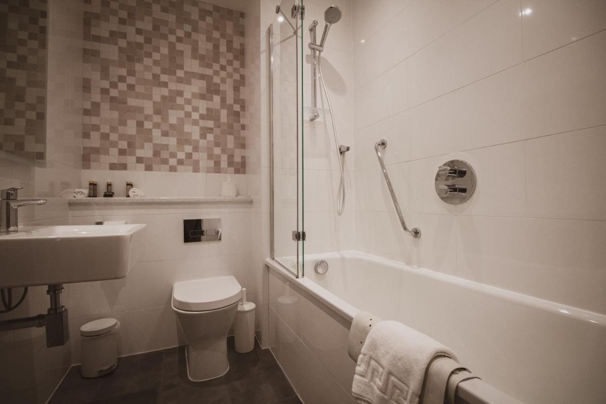 Merewood Country House Hotel - Housity