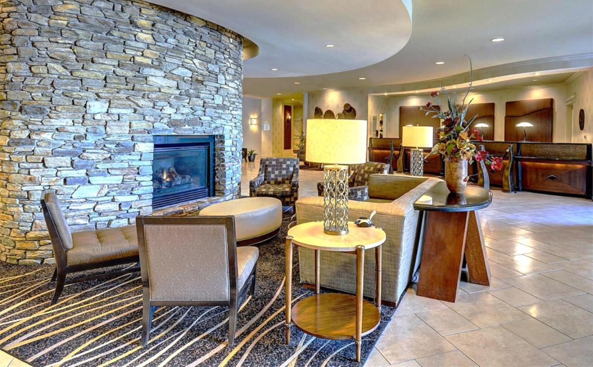 Eden Resort and Suites, BW Premier Collection - Housity