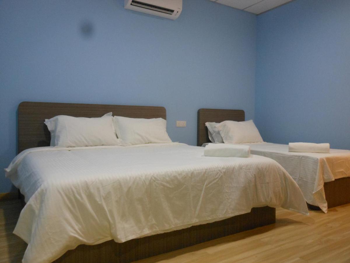 Eiman Homestay, Kluang - Housity