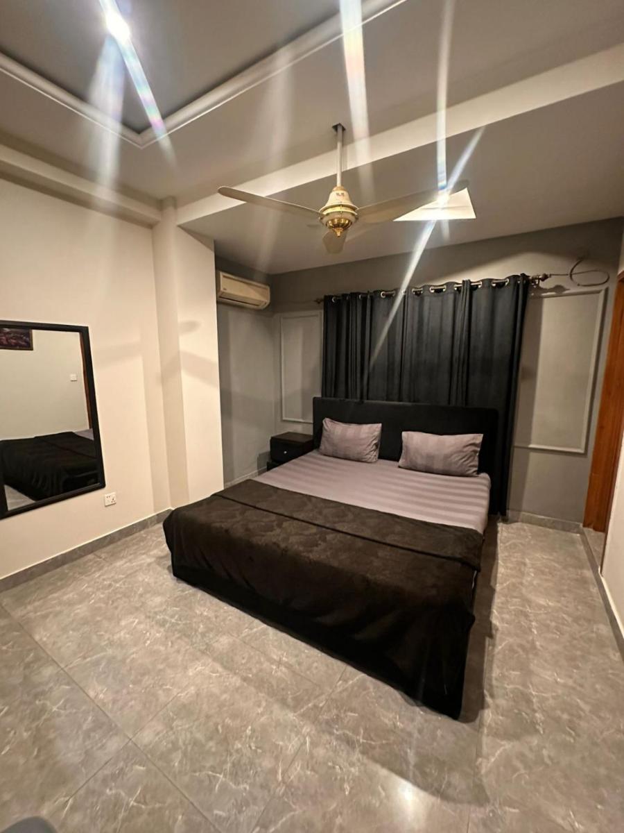 The Penthouse 2BHK - Housity