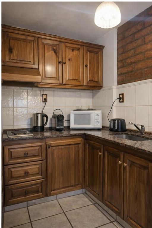 El Paso Apart Hotel - Housity